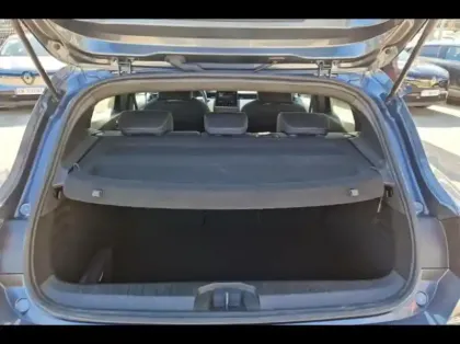 Photo 11 Renault Clio  1.6 E-Tech 140ch Limited -21