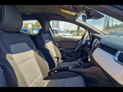 Photo 9 Renault Clio  1.6 E-Tech 140ch Limited -21