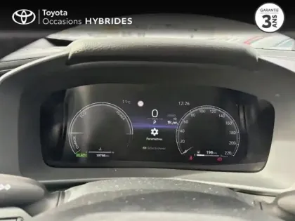 Photo 13 Toyota C-HR  1.8 Hybride 140ch Dynamic NG23