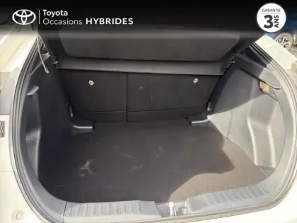 Photo 9 Toyota C-HR  1.8 Hybride 140ch Dynamic NG23