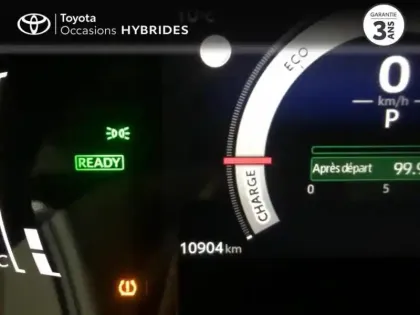 Photo 13 Toyota Yaris  116h Design 5p MC24