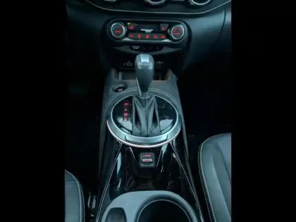 Photo 12 Nissan Juke  1.6 Hybrid 143ch N-Design 2023