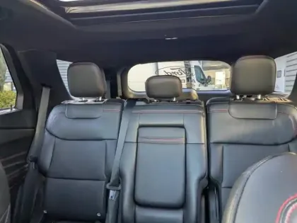 Photo 11 Ford Explorer Gén. III Ph1 ST-Line 5