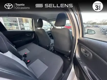 Photo 6 Toyota Yaris  HSD 100h Dynamic 5p