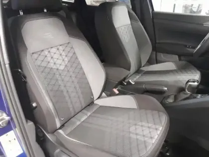 Photo 13 Volkswagen Taigo  1.5 TSI 150ch R-Line Edition DSG7