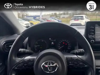 Photo 12 Toyota Yaris  116h France Business 5p