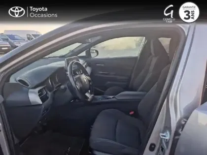 Photo 10 Toyota C-HR  122h Design 2WD E-CVT RC18