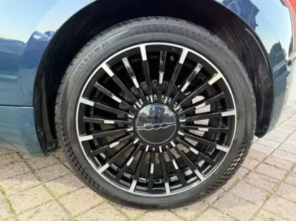 Photo 8 Fiat 500  e 118ch La Prima MY23