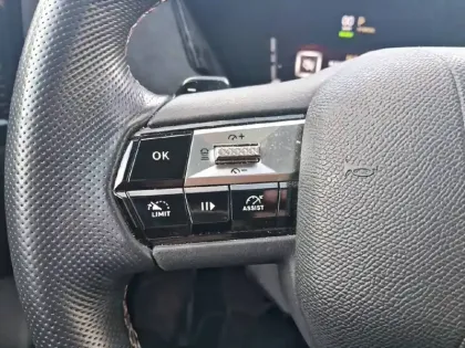 Photo 18 DS DS 4  Hybride E-Tense 225 EAT8