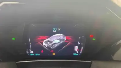 Photo 100 DS DS 4  Hybride E-Tense 225 EAT8