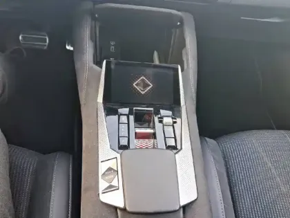 Photo 35 DS DS 4  Hybride E-Tense 225 EAT8