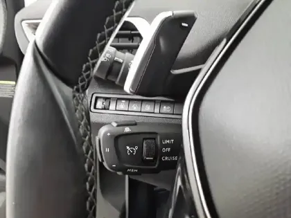 Photo 68 Peugeot 3008  Hybrid 225 e-EAT8