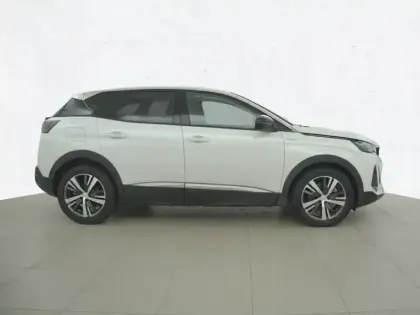 Photo 27 Peugeot 3008  Hybrid 225 e-EAT8