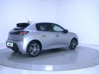 Photo 24 Peugeot 208 Gén. II Ph1 NG Style 5