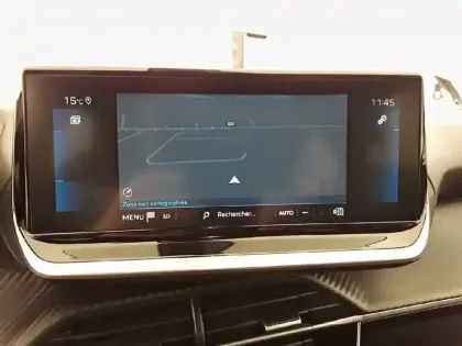 Photo 14 Peugeot 2008  PureTech 130 S&S EAT8