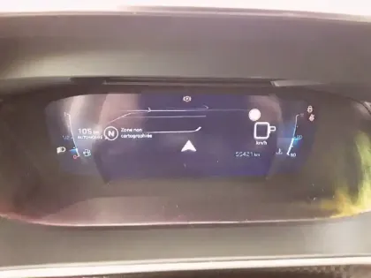 Photo 9 Peugeot 2008  PureTech 130 S&S EAT8