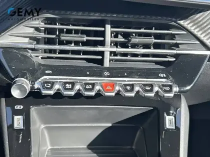 Photo 45 Peugeot 208  Hybrid 110 e-DCS6