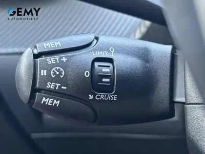 Photo 44 Peugeot 208  Hybrid 110 e-DCS6