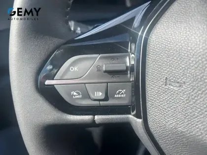 Photo 13 Peugeot 408  Hybrid 145 e-DCS6