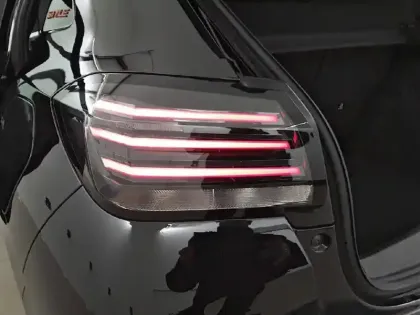 Photo 16 Peugeot 208  Hybrid 110 e-DCS6