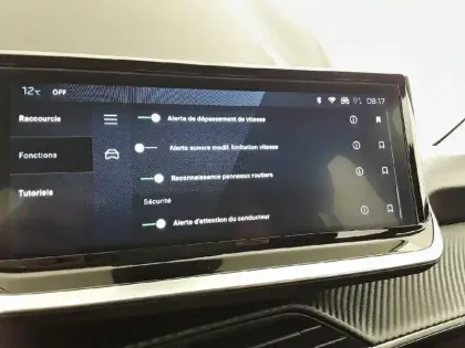 Photo 21 Peugeot 208  Hybrid 110 e-DCS6