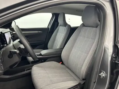 Photo 8 Renault Megane  E-Tech EV60 130ch super charge