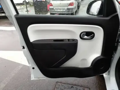 Photo 10 Renault Twingo  III Achat Intégral - 21