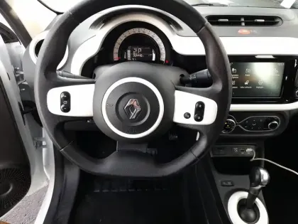 Photo 21 Renault Twingo  III Achat Intégral - 21