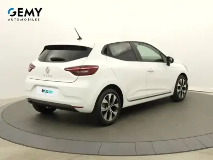 Photo 63 Renault Clio  TCe 90