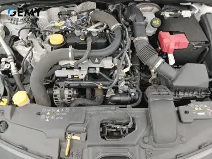 Photo 34 Renault Clio Gén. V (BJA) Ph2 Evolution 5