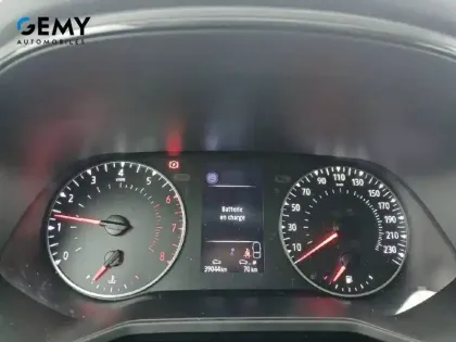 Photo 38 Renault Clio Gén. V (BJA) Ph2 Evolution 5