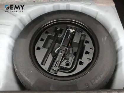 Photo 21 Renault Clio Gén. V (BJA) Ph2 Evolution 5