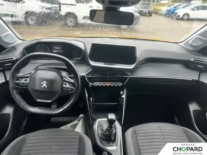 Photo 11 Peugeot 208  PureTech 100 S&S BVM6