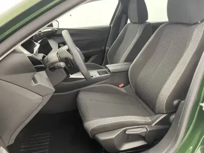 Photo 47 Peugeot 308  PHEV 180 e-EAT8