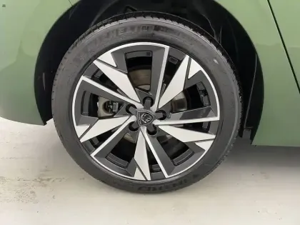 Photo 85 Peugeot 308  PHEV 180 e-EAT8