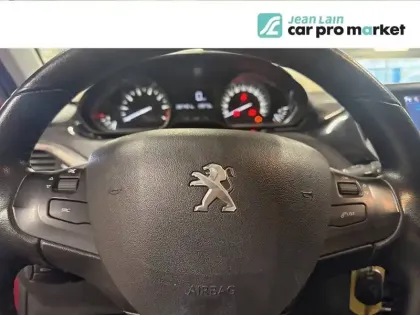 Photo 16 Peugeot 2008  PureTech 110ch S&S BVM6