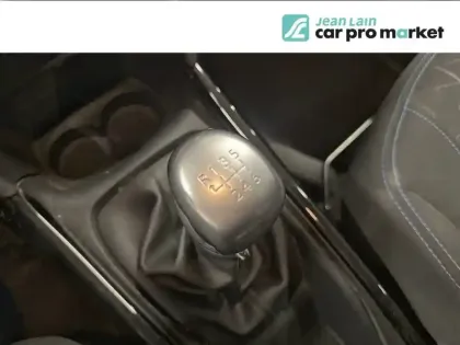 Photo 15 Peugeot 2008  PureTech 110ch S&S BVM6