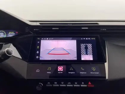 Photo 53 Peugeot 308  PHEV 180 e-EAT8