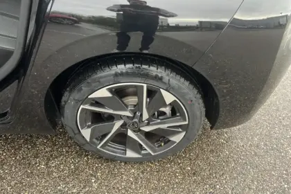 Photo 11 Peugeot 308  PHEV 180 e-EAT8