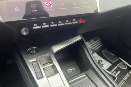 Photo 19 Peugeot 308  PHEV 180 e-EAT8