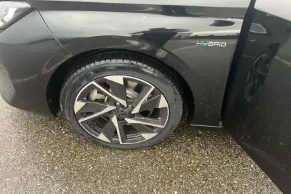 Photo 12 Peugeot 308  PHEV 180 e-EAT8