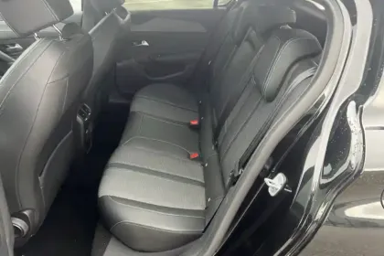 Photo 10 Peugeot 308  PHEV 180 e-EAT8