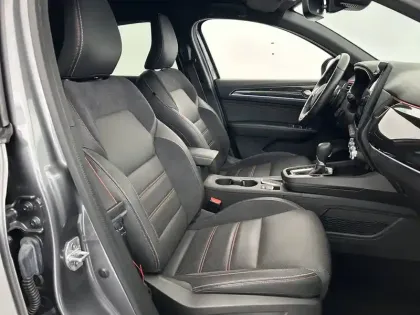 Photo 45 Renault Arkana  TCe 160 EDC FAP - 21B