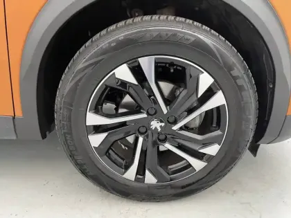 Photo 17 Peugeot 2008  PureTech 130 S&S EAT8