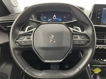 Photo 22 Peugeot 2008  PureTech 130 S&S EAT8