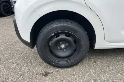 Photo 13 Citroën C3  PureTech 83 S&S BVM5