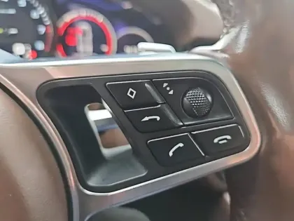 Photo 71 Porsche Cayenne  E-Hybrid 3.0 V6 462 ch Tiptronic BVA