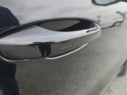 Photo 39 Porsche Cayenne  E-Hybrid 3.0 V6 462 ch Tiptronic BVA