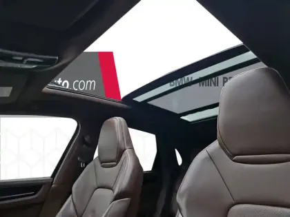 Photo 80 Porsche Cayenne  E-Hybrid 3.0 V6 462 ch Tiptronic BVA