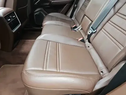 Photo 35 Porsche Cayenne  E-Hybrid 3.0 V6 462 ch Tiptronic BVA